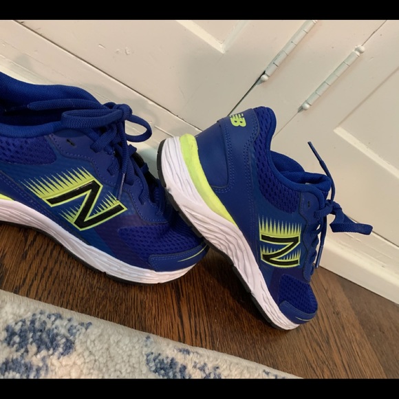 New Balance green/blue SIZE 7 KIDS - Picture 2 of 5